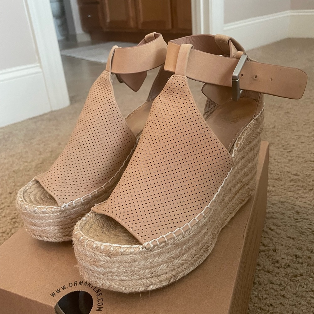 Marc Fisher Wedges